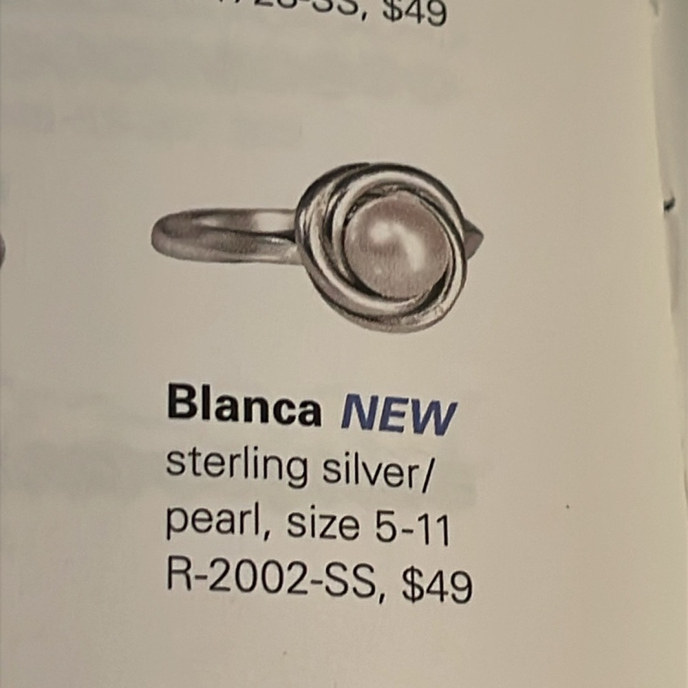 Grace & Heart Blanca Ring - Picture 5 of 5
